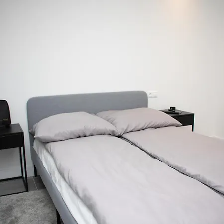 Appartamento Luxury Cozy 2 Bdr Downtown Apt.5 *