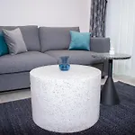 Luxury Cozy 2 Bdr Downtown Apt.5 Budapest
